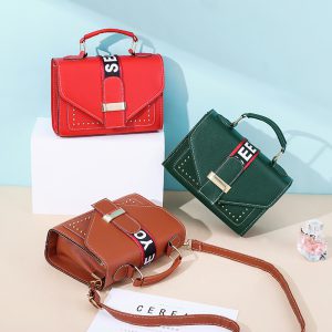 Ladies one shoulder diagonal bag