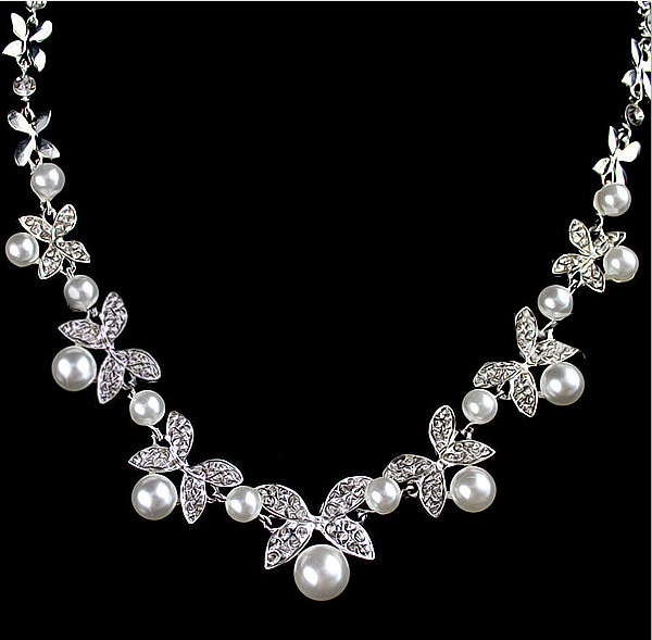 Elegant Leaf Jewelry Set