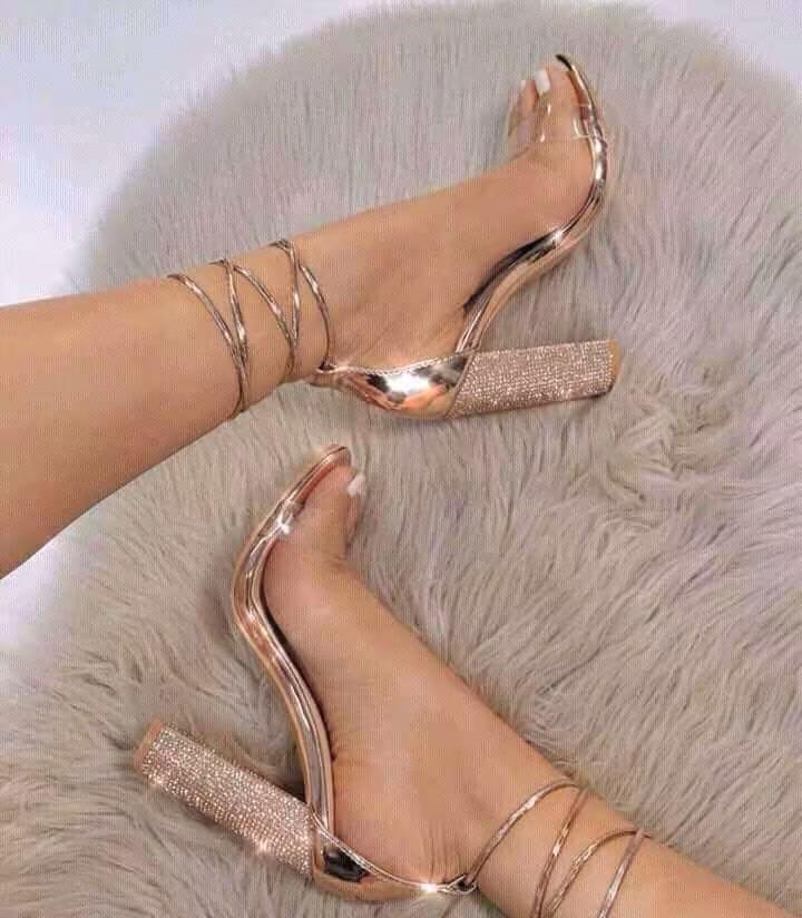 Pointed High Heel Pumps