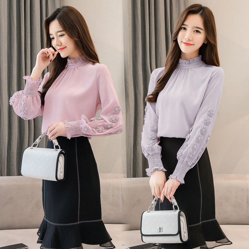 Women’s Floral Lace Blouse