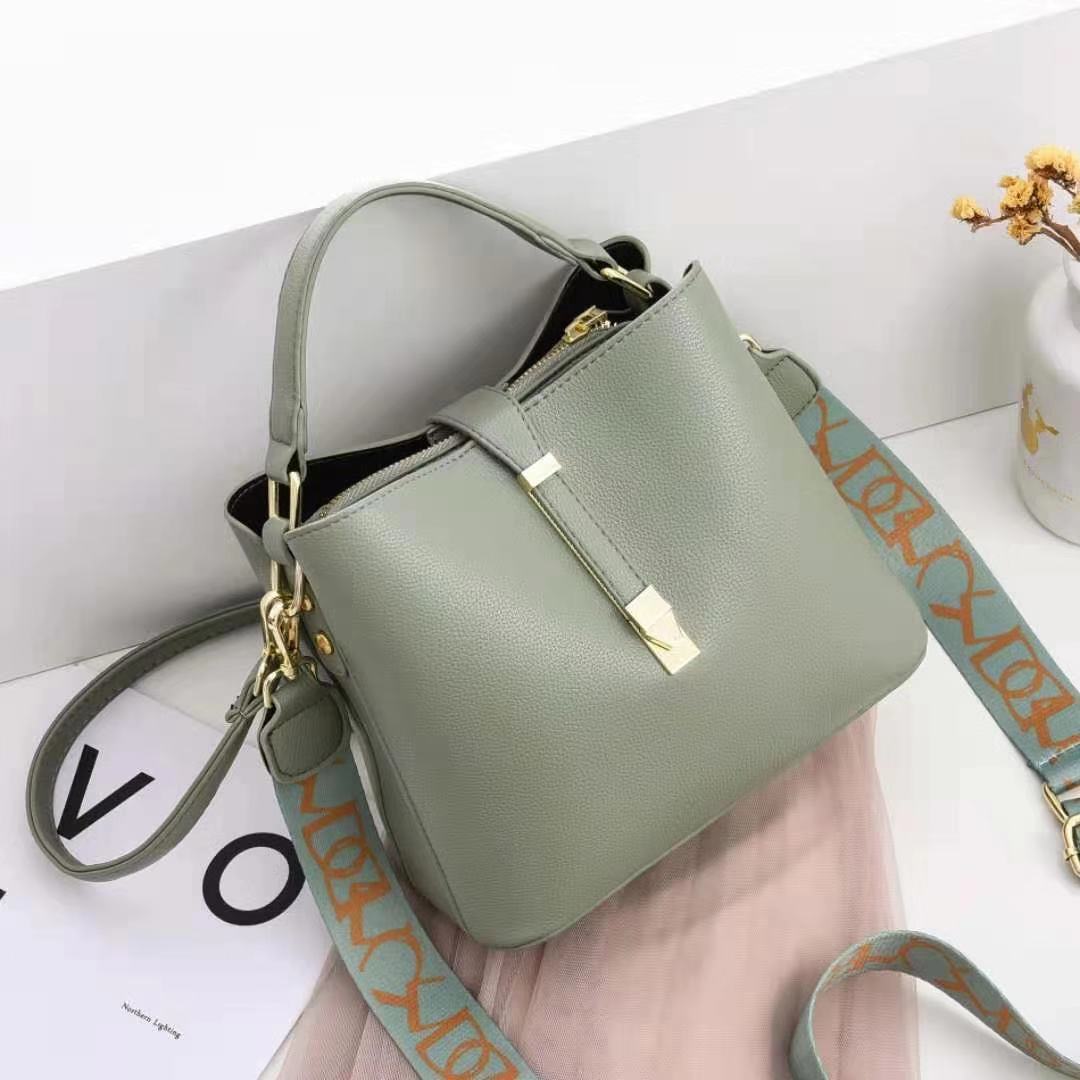 women’s bags online