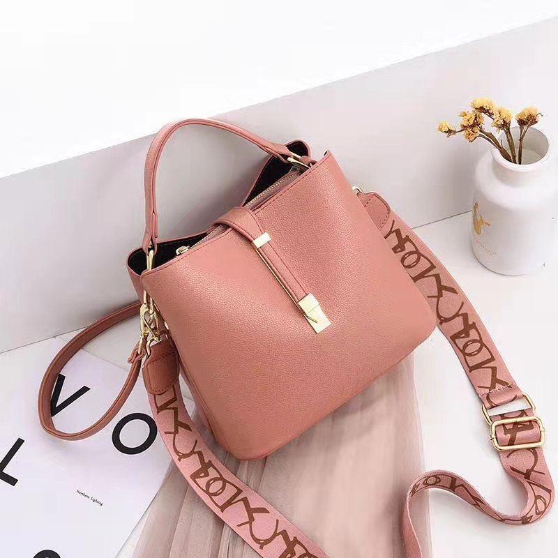 Sweet Bucket Bag - Image 7