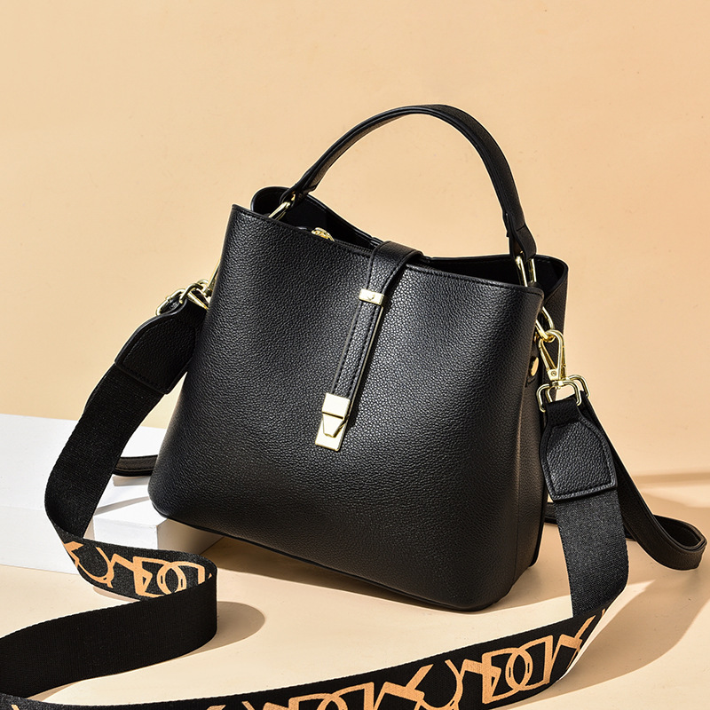 Sweet Bucket Bag - Image 5