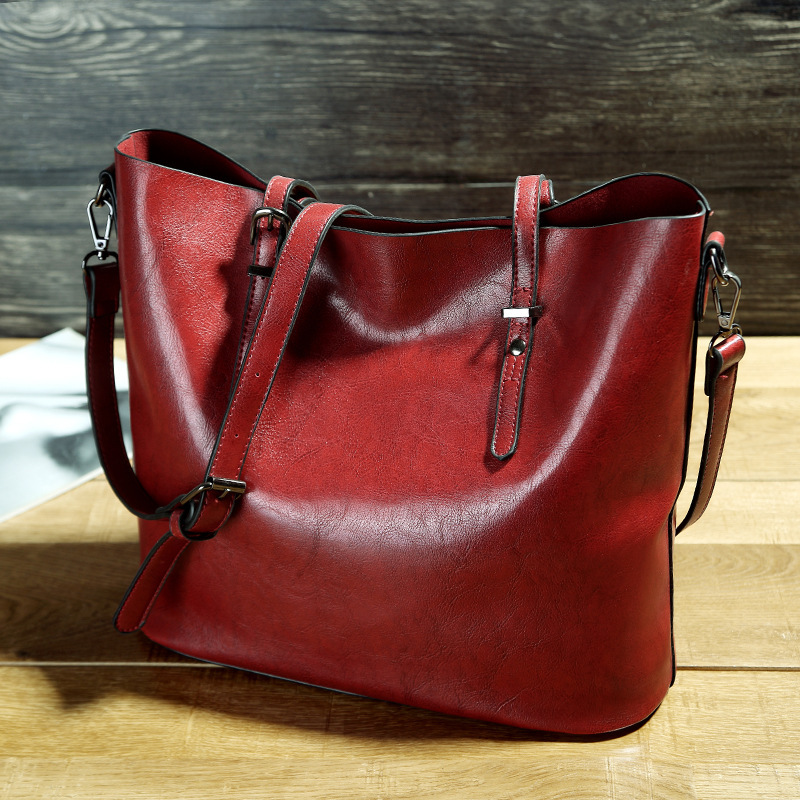 Women’s Leather Shoulder Bag - Image 10