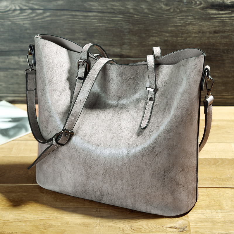 Women’s Leather Shoulder Bag - Image 8