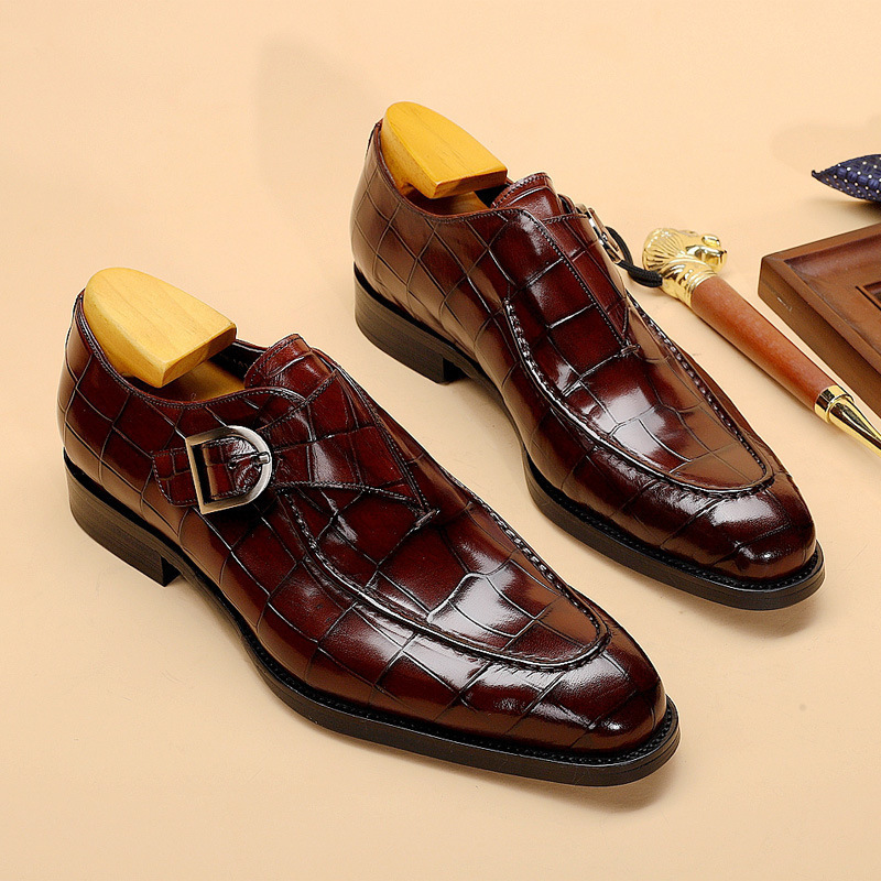 men's classic leather business loafers with designer-inspired pattern and slip-on design
