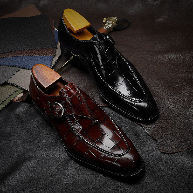 men's classic leather business loafers with designer-inspired pattern and slip-on design