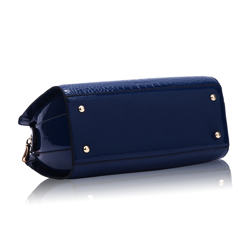 Women’s Crocodile Pattern Bag