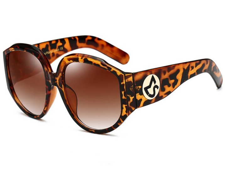 Olivia Round Sunglasses - Image 10