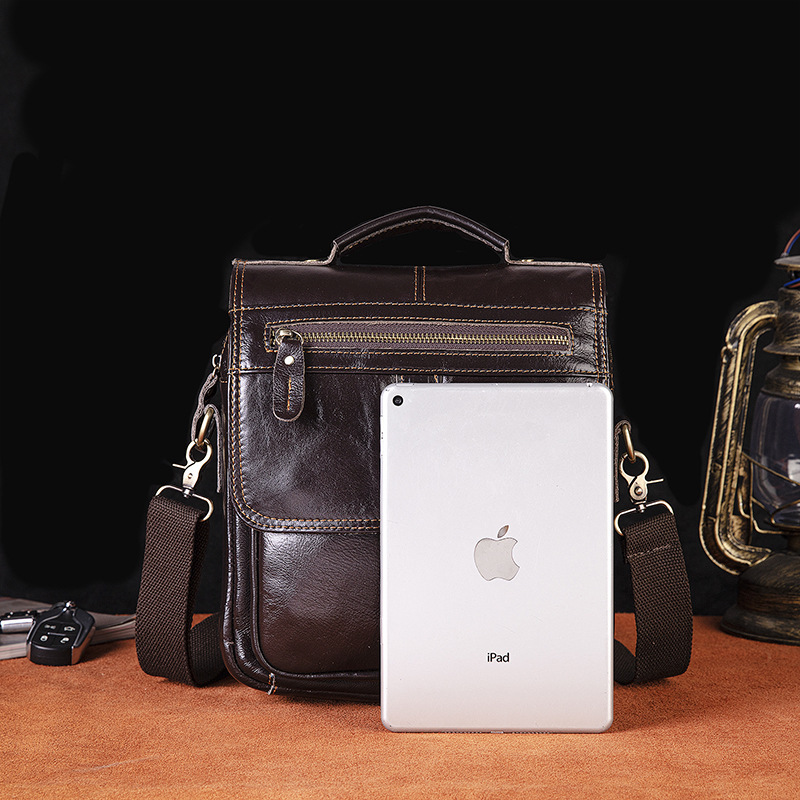 Men’s Leather Crossbody Bag