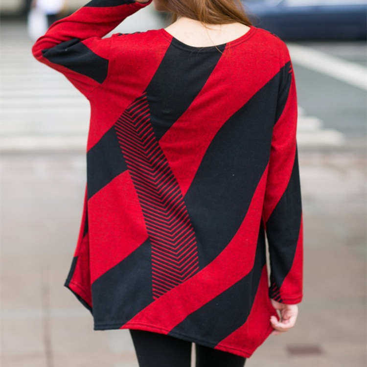 Geometric long sleeve T-shirt
