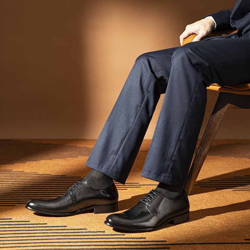 men's casual business leather shoes with professional dress styling