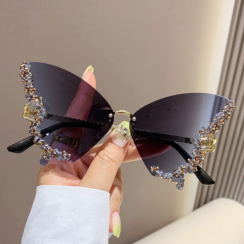 Phoenix Diamond Sunglasses - Image 6