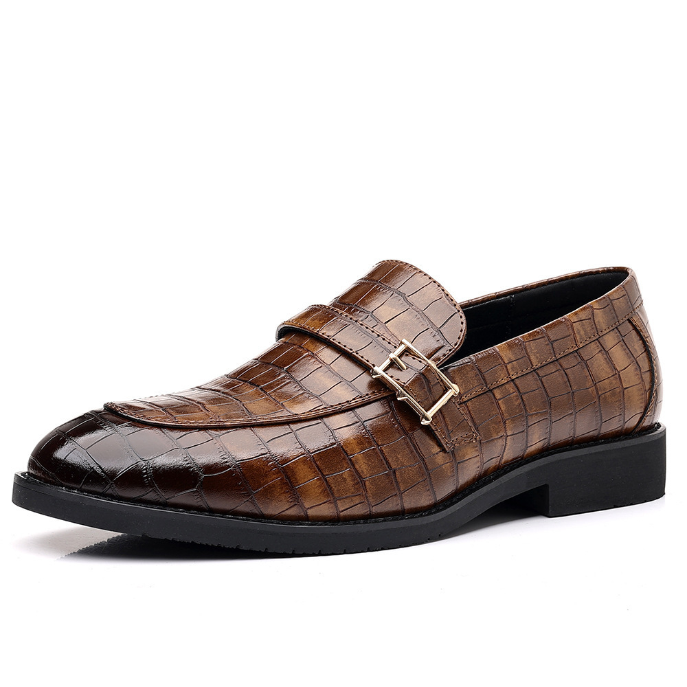 men's plus size casual leather shoes with comfortable fit and modern everyday styling