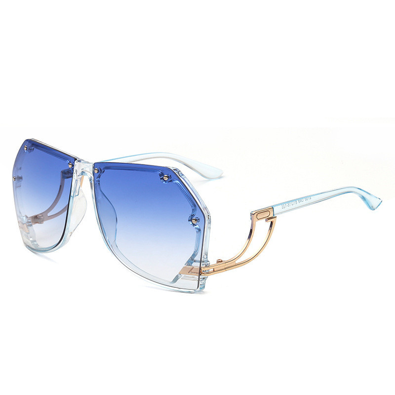 Vibe Retro Sunglasses - Image 4