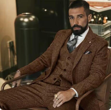AutumnWinter Herringbone British-Style Retro Gentlemans Slim-Fit Three-Piece Suit Casual Set - Image 7