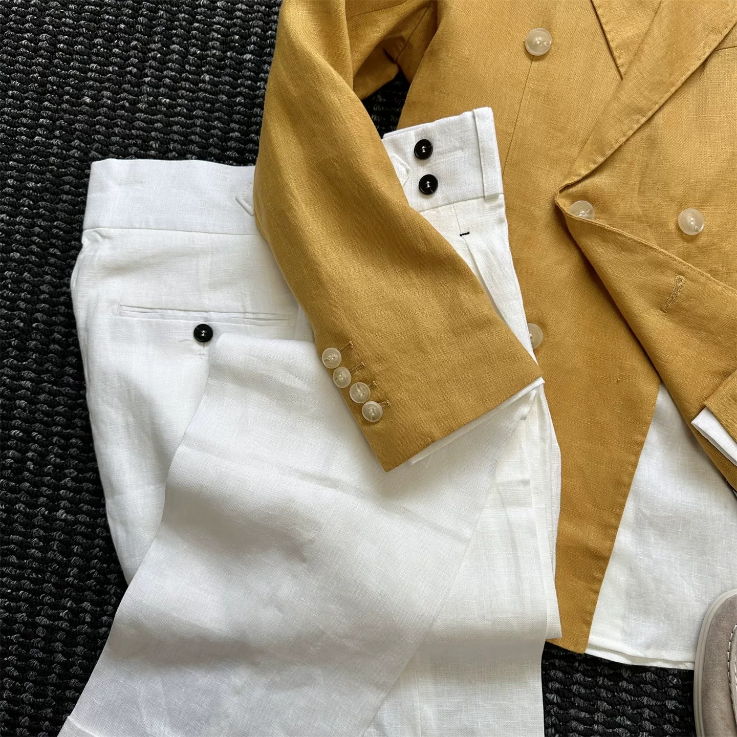 Casual British-style Semi-lined Slim-fit Suit - Image 3